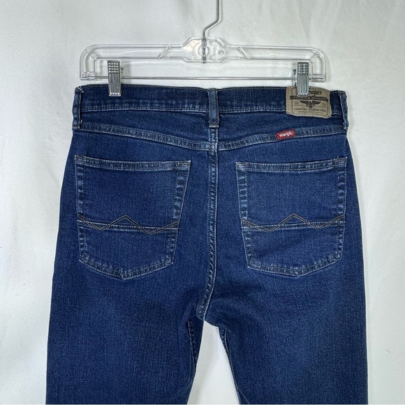 Wrangler Men’s Dark Wash Slim Straight 92SSWDB Jeans 31/32 - Picture 4 of 6